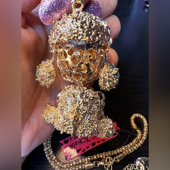 🐩 NWT! Blue Rhinestone Poodle Necklace - Picture 6 of 14